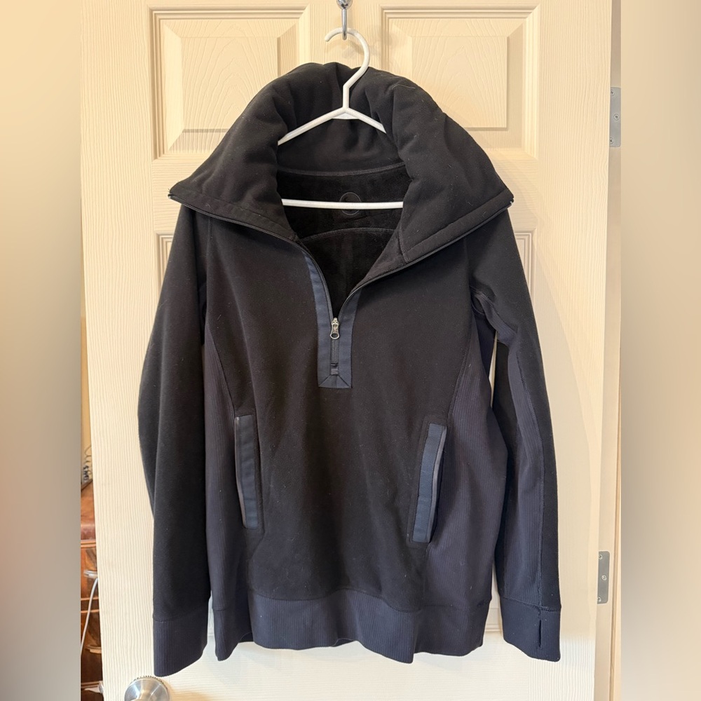 Lululemon Size 6 Post Chataranga Half Zip Pullover